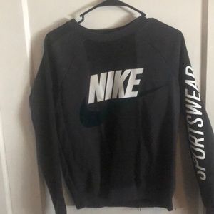 Nike Pullover